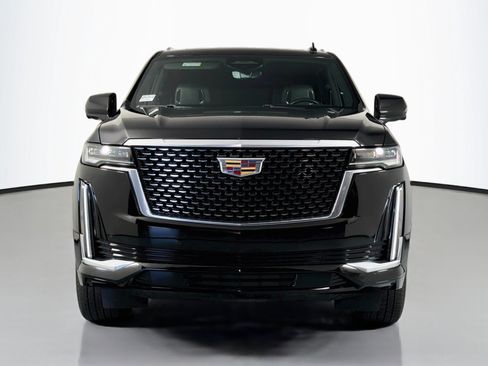Used 2023 Cadillac Escalade Premium Luxury AWD/4WD image 3