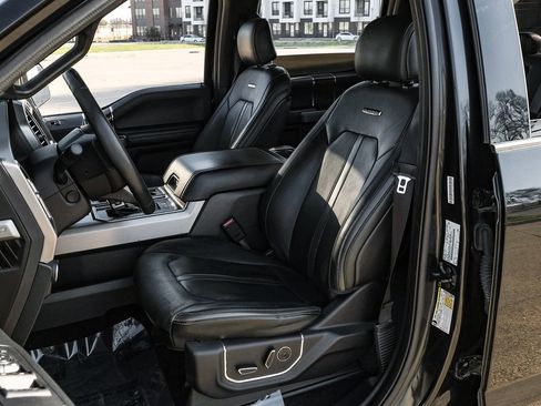 Used 2015 Ford F150 Platinum w/ Equipment Group 701A Luxury image 29