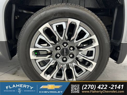 Used 2024 GMC Sierra 1500 Denali Ultimate AWD/4WD image 19