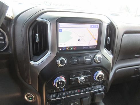 Certified 2020 GMC Sierra 2500 Denali w/ Denali Ultimate Package AWD/4WD image 34