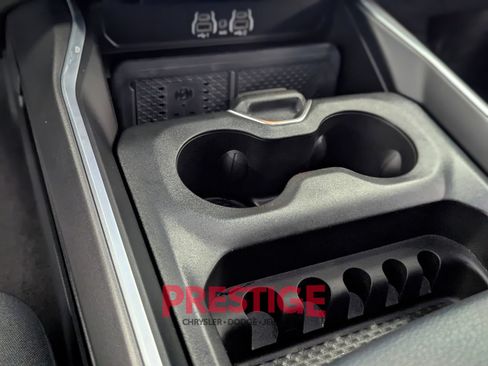 Used 2025 RAM 1500 Big Horn AWD/4WD image 28