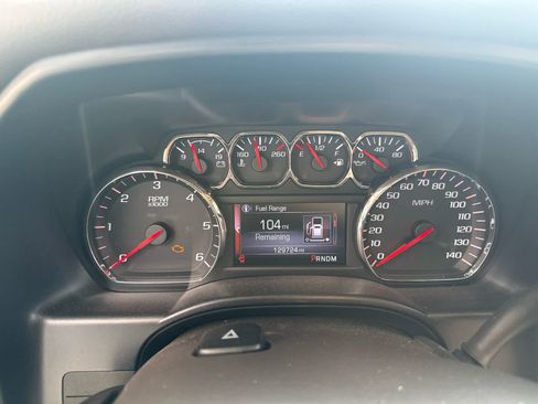Used 2014 GMC Sierra 1500 SLE w/ SLE Value Package AWD/4WD image 9