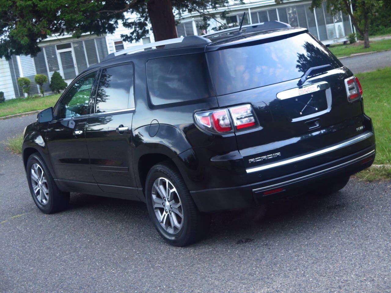 Used 2014 GMC Acadia SLT AWD/4WD image 27