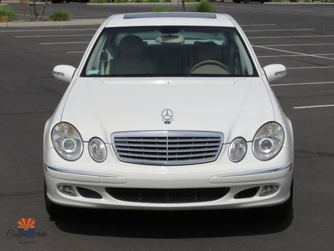 Used 2003 Mercedes-Benz E 500 Sedan w/ X2 Opt Pkg image 24