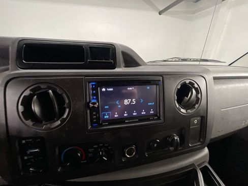 Used 2012 Ford E-350 and Econoline 350 XL w/ PWR Windows & Locks Group image 13