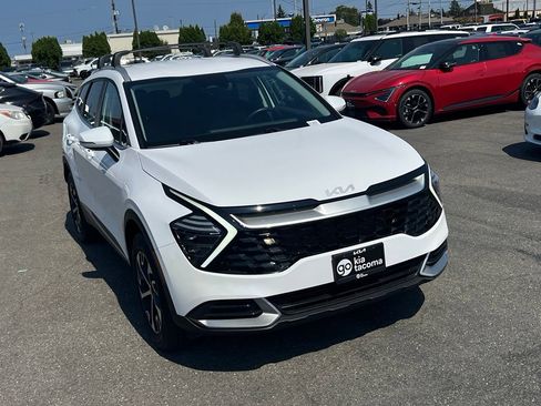 Certified 2024 Kia Sportage EX AWD/4WD image 7