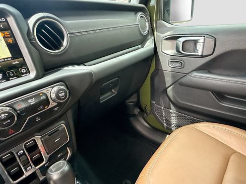 Used 2022 Jeep Wrangler Unlimited Sahara AWD/4WD image 24