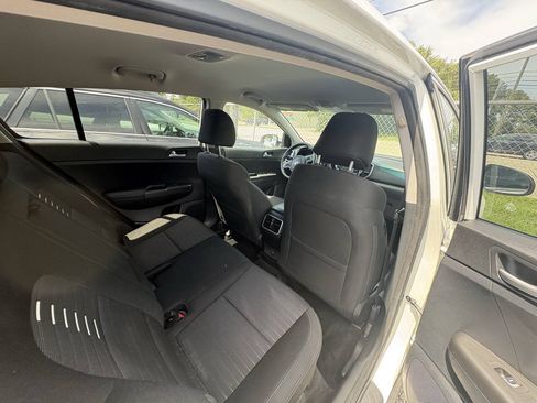 Used 2018 Kia Sportage LX AWD/4WD image 10