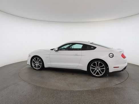 Used 2018 Ford Mustang GT Premium w/ Equipment Group 401A image 8