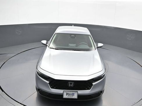 Used 2023 Honda Accord LX image 34