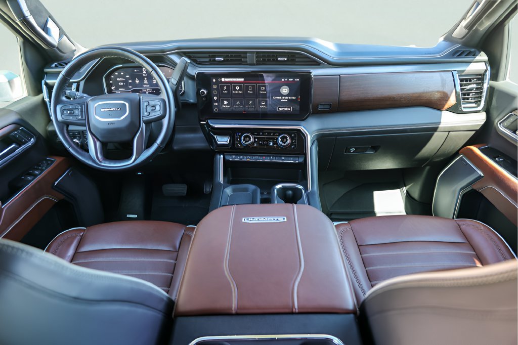 Used 2024 GMC Sierra 2500 Denali Ultimate AWD/4WD image 27