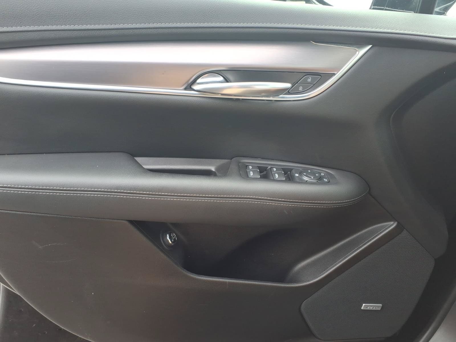 Used 2023 Cadillac XT5 Luxury FWD image 23