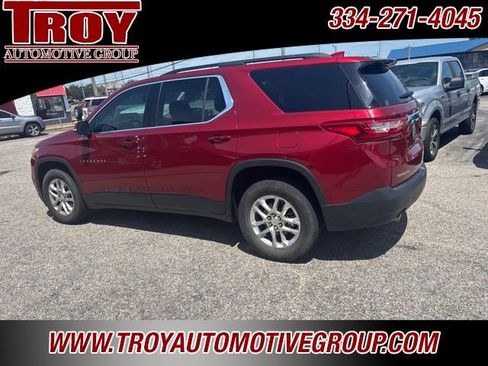 Used 2019 Chevrolet Traverse LT FWD image 17
