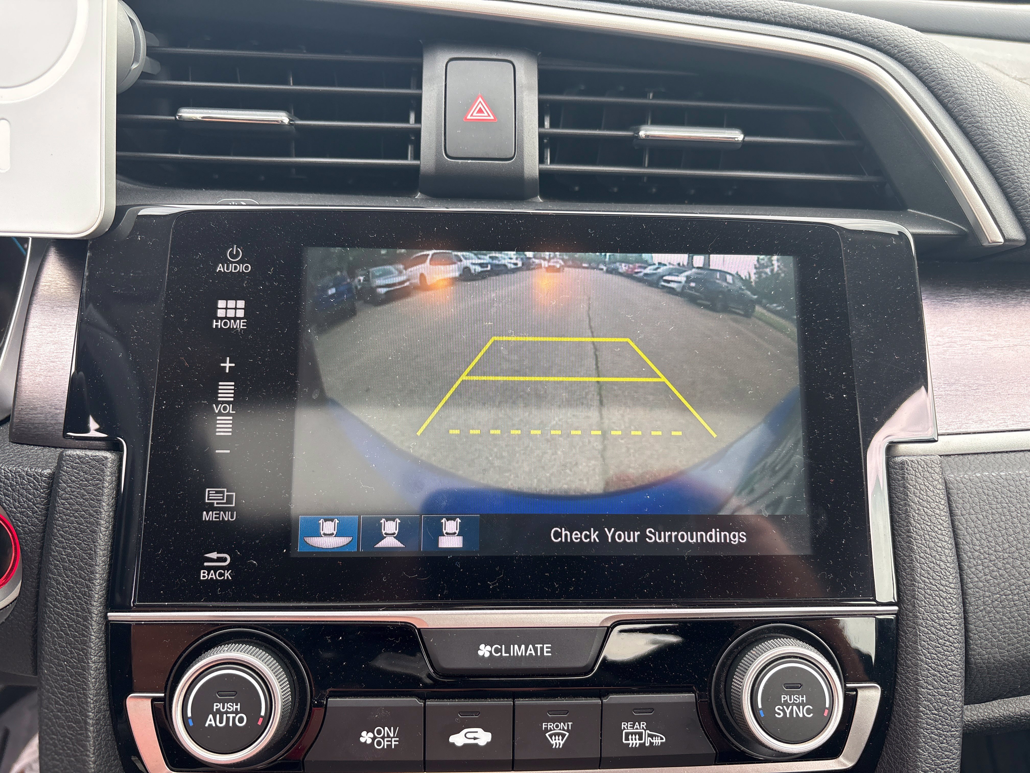 Used 2018 Honda Civic EX-T image 3
