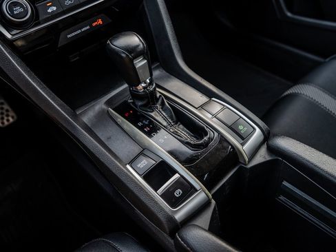 Used 2020 Honda Civic Sport image 21