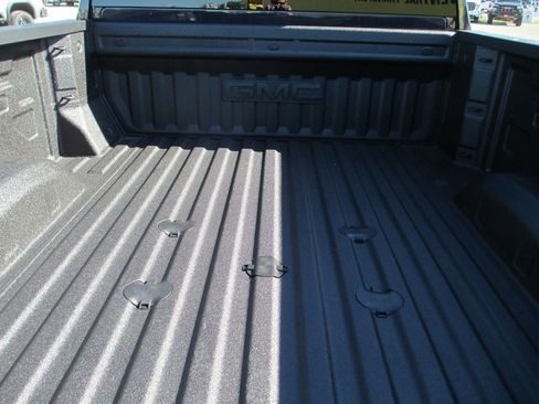 New 2026 GMC Sierra 2500 SLT image 5