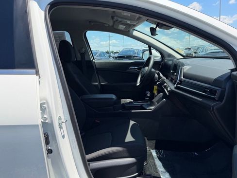 Used 2023 Kia Sportage LX FWD image 22