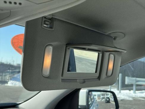 Used 2022 GMC Acadia SLT image 35