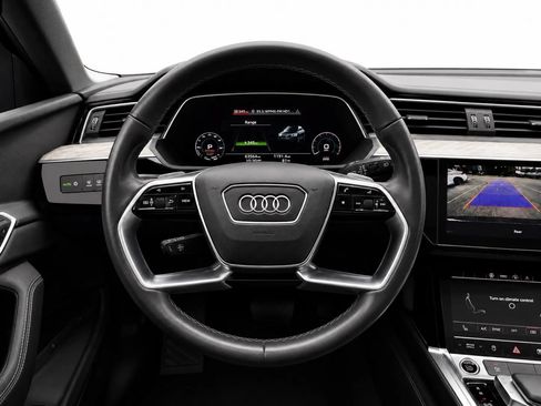 Used 2019 Audi A8 L 3.0T w/ Executive Package AWD/4WD image 20