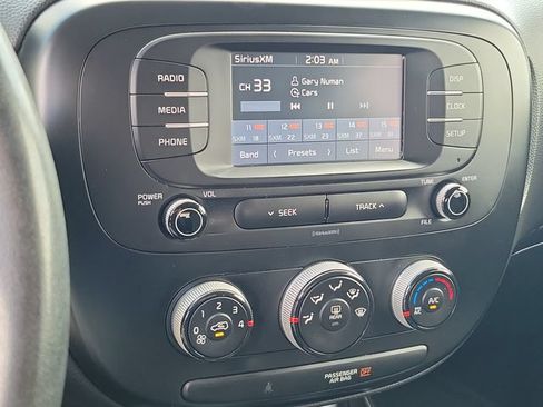 Used 2019 Kia Soul FWD image 23
