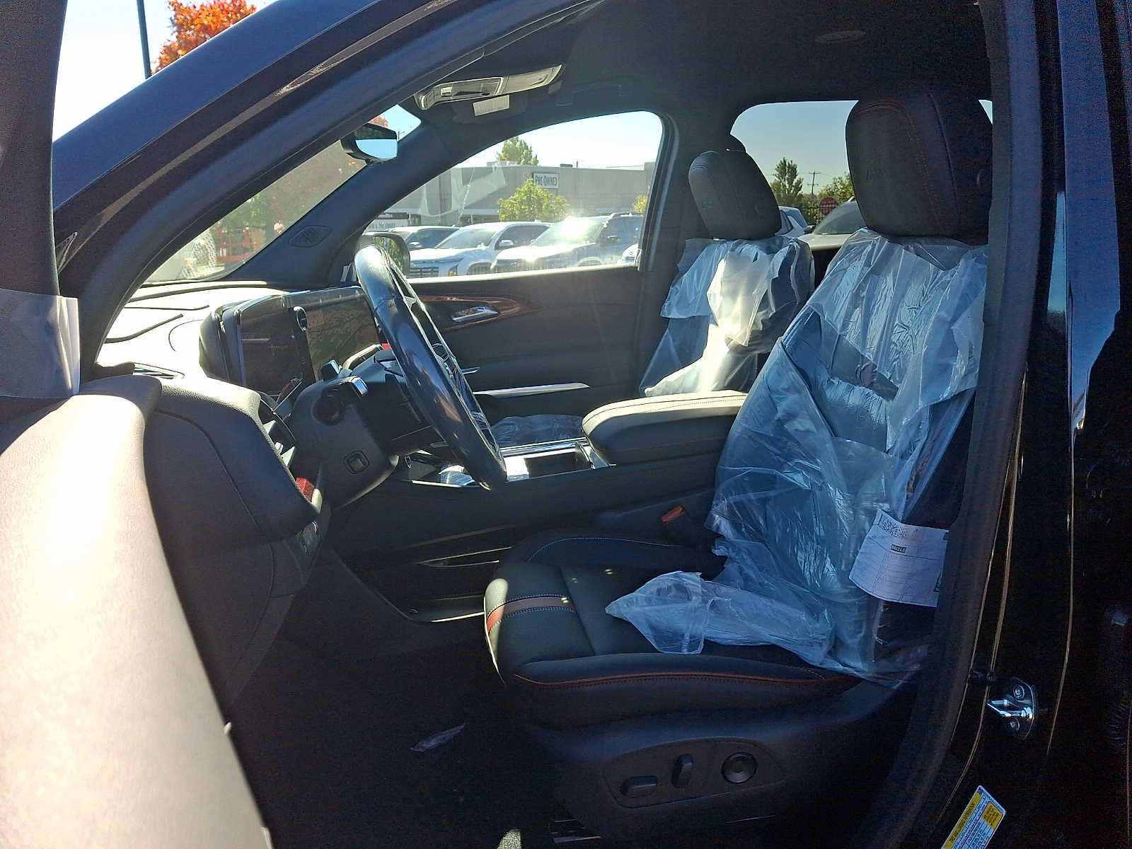 New 2027 Chevrolet Traverse RS FWD image 6