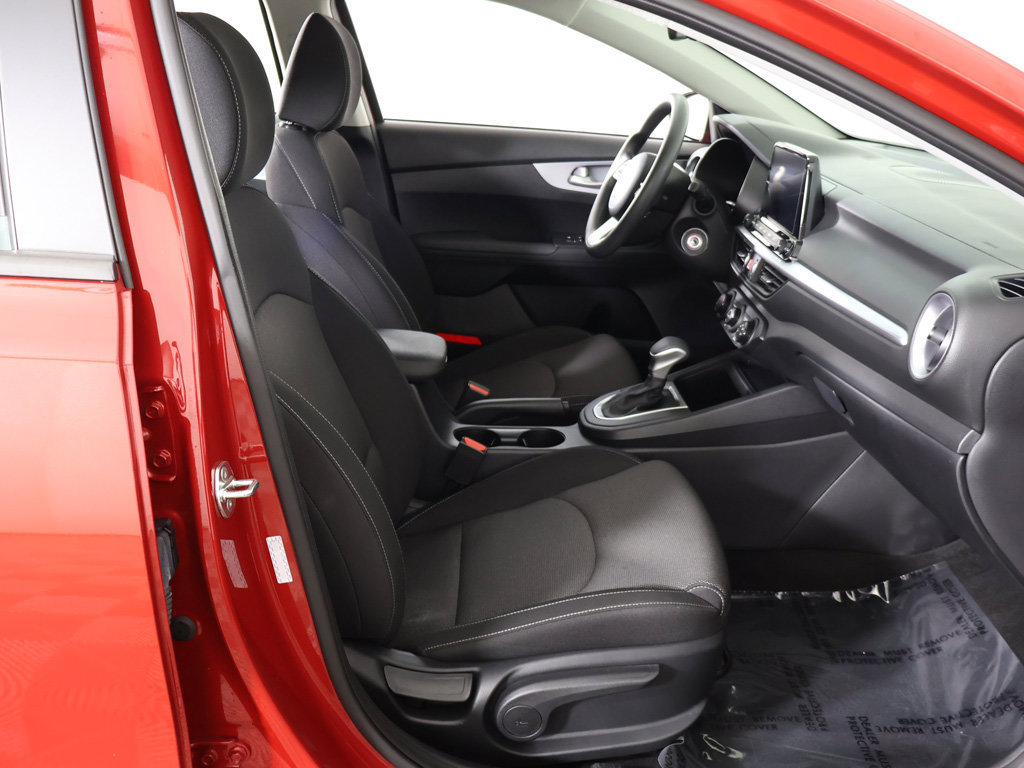 Certified 2024 Kia Forte LXS w/ LXS Technology Package FWD image 28