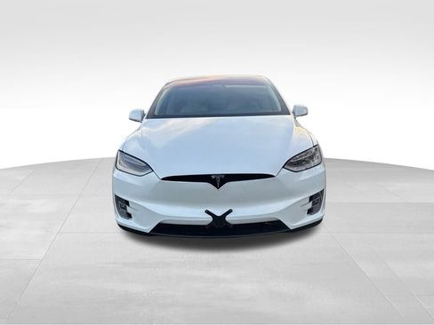 Used 2018 Tesla Model X P100D image 2