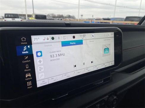 Used 2024 Jeep Wrangler Unlimited Rubicon w/ Safety Group image 13