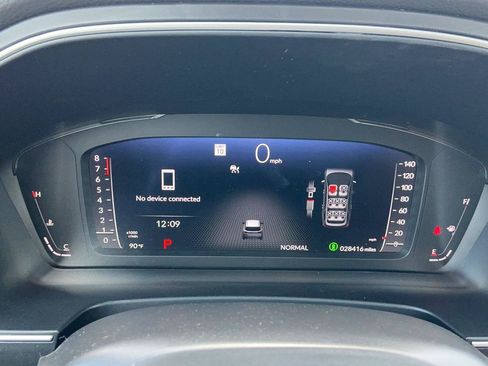 Used 2025 Honda Pilot Elite image 21