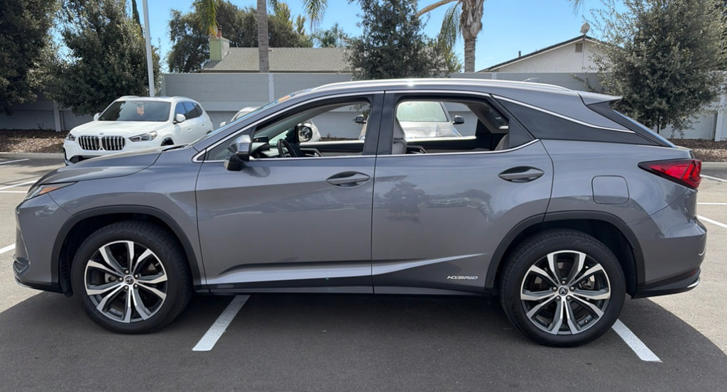Used 2021 Lexus RX 450h AWD w/ Premium Package image 3