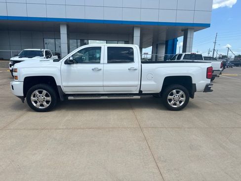 Used 2019 Chevrolet Silverado 2500 LTZ w/ Duramax Plus Package AWD/4WD image 34