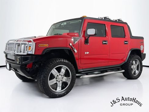 Used 2005 HUMMER H2 SUT w/ Preferred Equipment Group AWD/4WD image 3