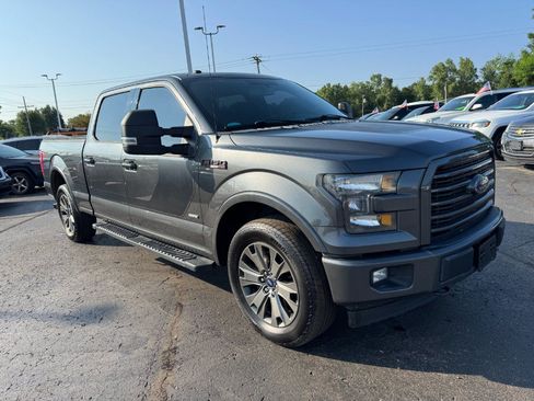 Used 2017 Ford F150 XLT w/ Equipment Group 302A Luxury AWD/4WD image 7