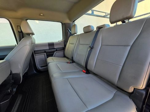 Used 2021 Ford F250 XL w/ Power Equipment Group RWD image 12