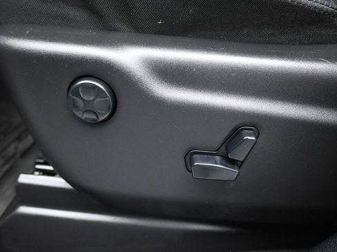 Used 2020 Jeep Grand Cherokee Altitude image 12