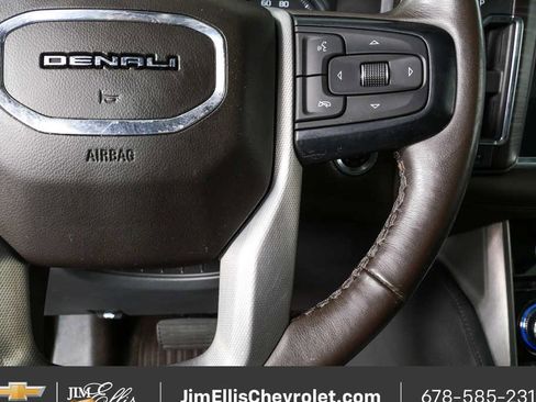 Certified 2021 GMC Yukon Denali w/ Denali Ultimate Package AWD/4WD image 11