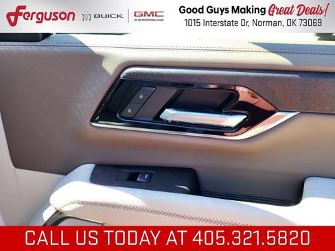 New 2026 GMC Yukon Denali w/ Denali Reserve Package AWD/4WD image 46