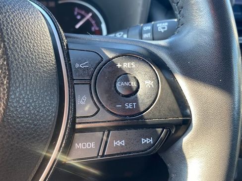 Used 2019 Toyota RAV4 Limited image 29