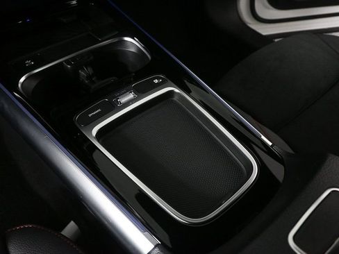 Certified 2025 Mercedes-Benz GLA 250 image 15