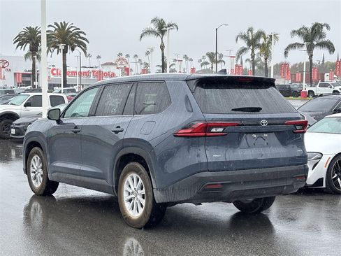 Certified 2025 Toyota Grand Highlander AWD image 4