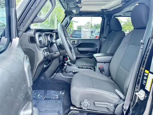 Used 2023 Jeep Wrangler Unlimited Sport AWD/4WD image 13