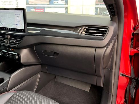 Used 2024 Ford Escape ST-Line Select w/ Tech Pack #2 image 18