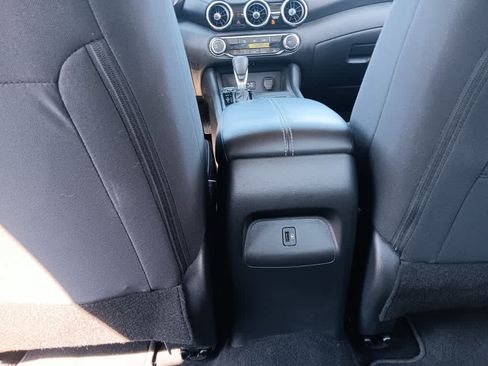 Used 2023 Nissan Sentra SV FWD image 15