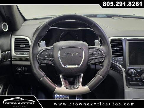 Used 2016 Jeep Grand Cherokee SRT image 20