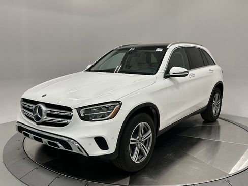 Used 2021 Mercedes-Benz GLC 300 image 3