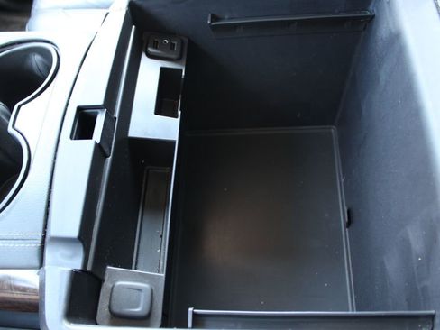 Used 2016 Chevrolet Tahoe LT RWD image 47