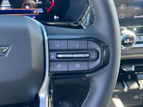 New 2026 Chevrolet Colorado ZR2 w/ Technology Package AWD/4WD image 5