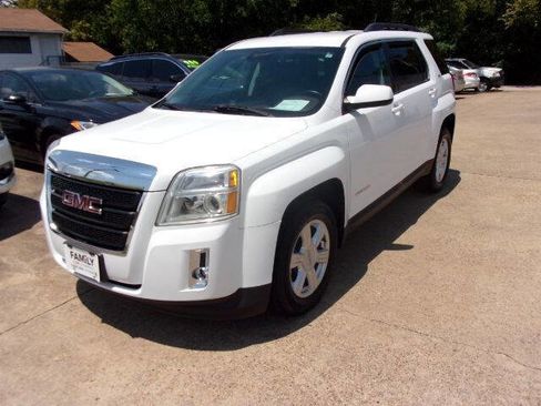 Used 2014 GMC Terrain SLT w/ Safety Package image 3