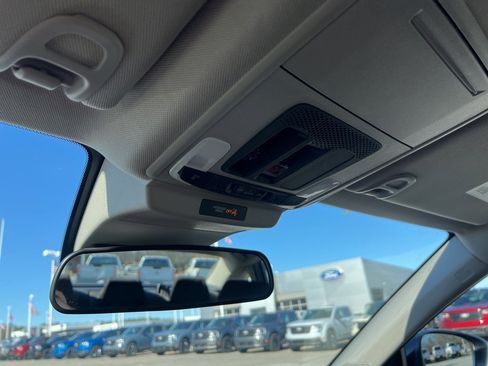 Used 2025 Honda Accord SE image 18