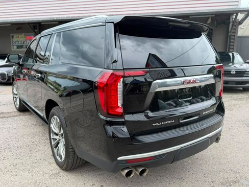 Used 2021 GMC Yukon XL Denali w/ Denali Premium Package AWD/4WD image 7